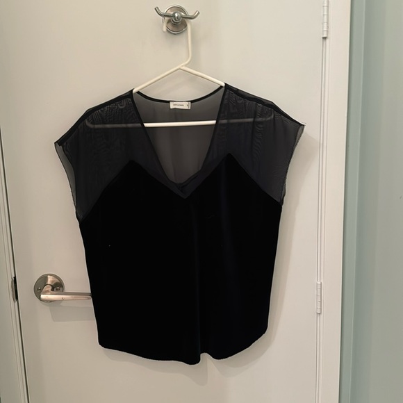 Gentle Fawn Velvet Top - Picture 1 of 6